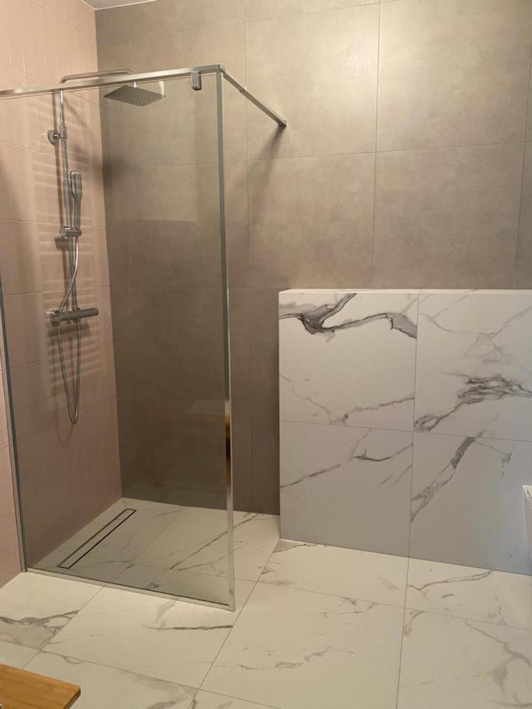 Apartamenty Przy Winnicy Буско-Здруй Экстерьер фото